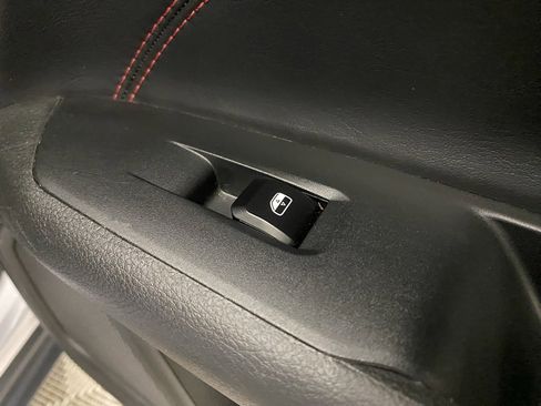 Used 2023 Jeep Compass Trailhawk image 15