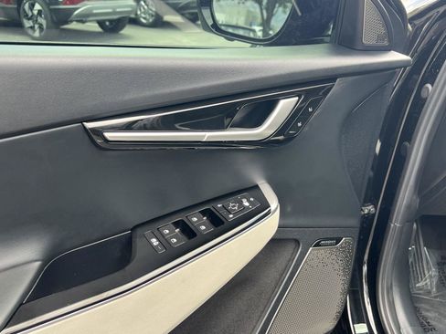 Used 2024 Kia EV6 GT-Line AWD/4WD image 30