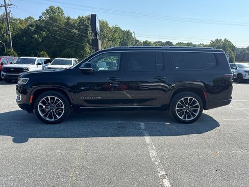 Used 2024 Jeep Wagoneer L Series III w/ Premium Group I AWD/4WD image 2