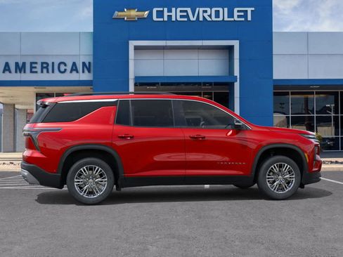New 2026 Chevrolet Traverse LT w/ Driver Confidence Package FWD image 6