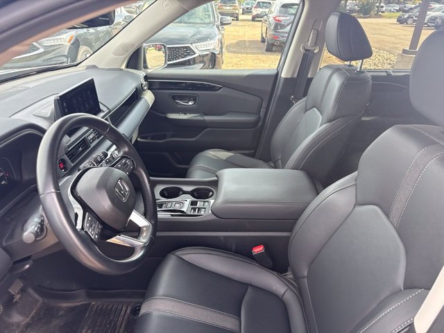 Certified 2025 Honda Pilot EX-L image 5
