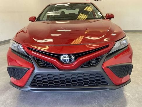 Used 2023 Toyota Camry SE w/ Convenience Package image 8