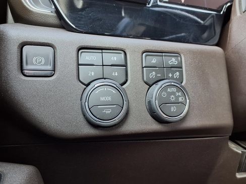 Used 2026 Chevrolet Silverado 2500 LTZ AWD/4WD image 15