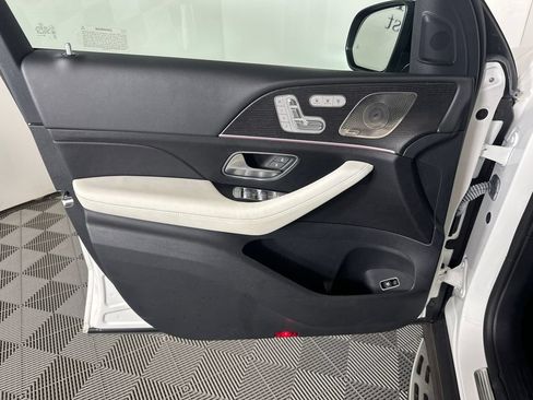 Certified 2022 Mercedes-Benz GLE 350 w/ AMG Line Exterior image 10