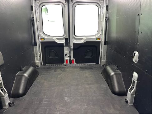 Used 2020 Ford Transit 250 Medium Roof AWD w/ Load Area Protection Package image 20