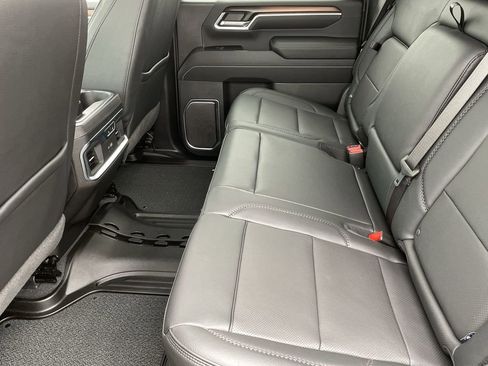 Used 2025 GMC Sierra 2500 Denali w/ Denali Reserve Package image 26