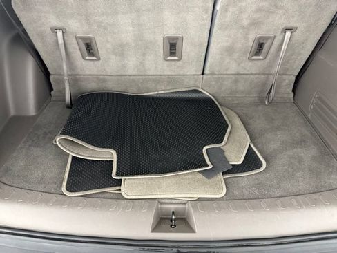 Used 2019 Chevrolet Traverse LT FWD image 31