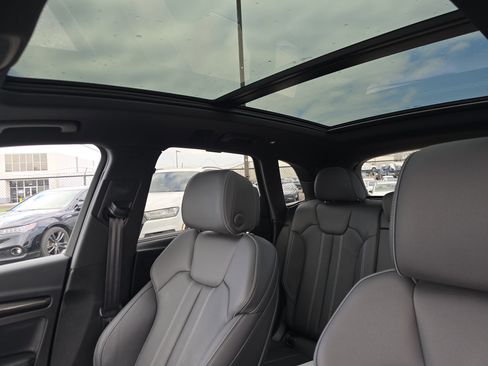 Certified 2023 Audi SQ5 Premium Plus image 9