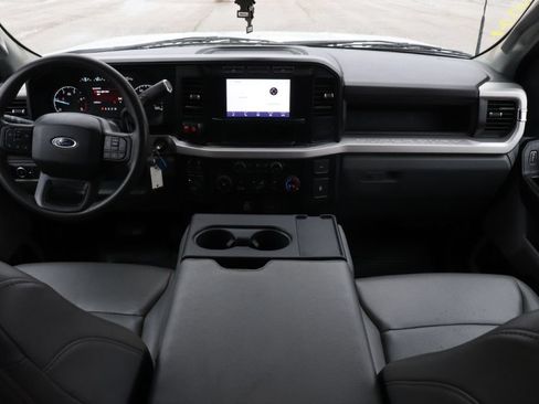 Used 2024 Ford F550 4x4 Crew Cab Super Duty image 16