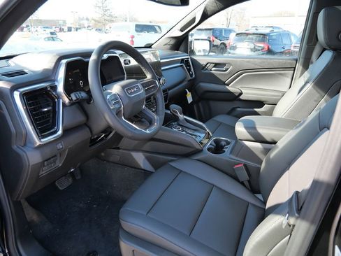 New 2026 GMC Canyon Elevation w/ Convenience Package image 32