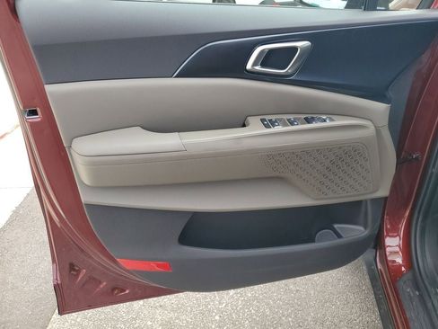 New 2026 Kia Carnival image 8