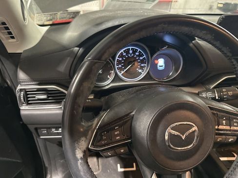 Used 2019 MAZDA CX-5 Touring image 10