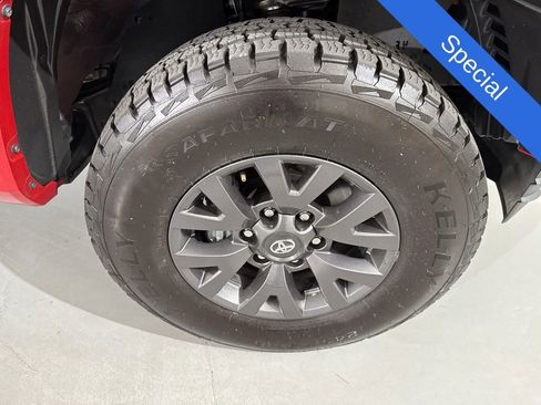 Used 2022 Toyota Tacoma SR5 w/ Technology Package RWD image 13