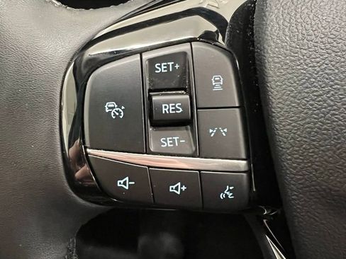 Used 2024 Ford Escape Platinum image 25