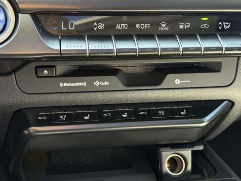 Used 2020 Lexus UX 250h w/ Premium Package AWD/4WD image 29