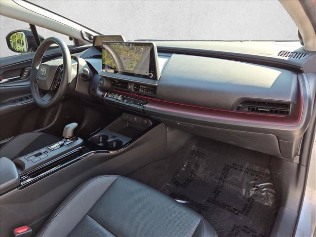 Used 2024 Toyota Prius Prime Premium FWD image 21