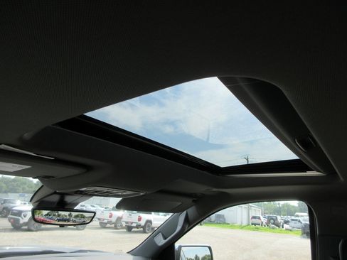 New 2026 GMC Sierra 1500 Denali w/ Denali Reserve Package image 17