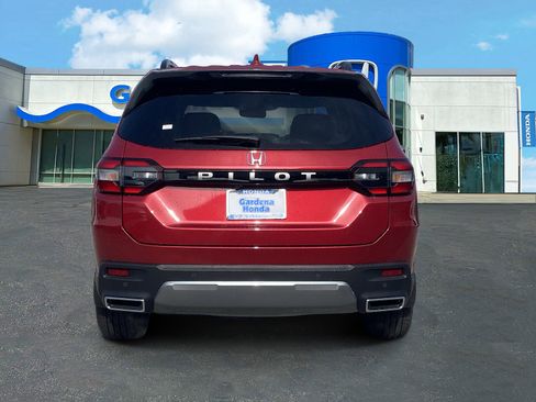 New 2026 Honda Pilot EX-L image 5