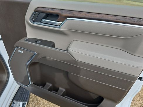 New 2026 GMC Sierra 1500 SLT w/ SLT Premium Plus Package image 14