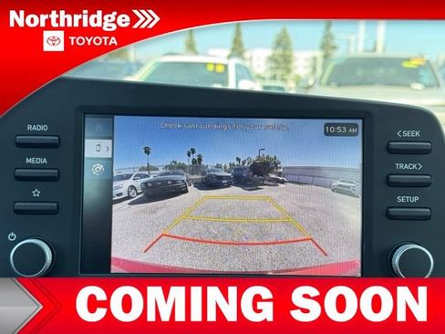 Used 2025 Hyundai Elantra Hybrid FWD image 9