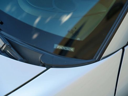 Used 2003 Porsche 911 GT3 RS image 64