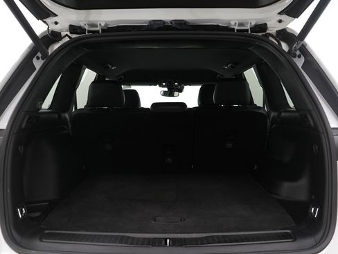 Used 2023 Jeep Grand Cherokee Altitude image 9