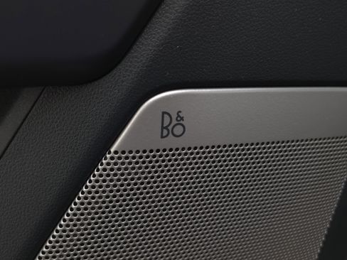 Used 2021 Ford F150 Lariat image 9