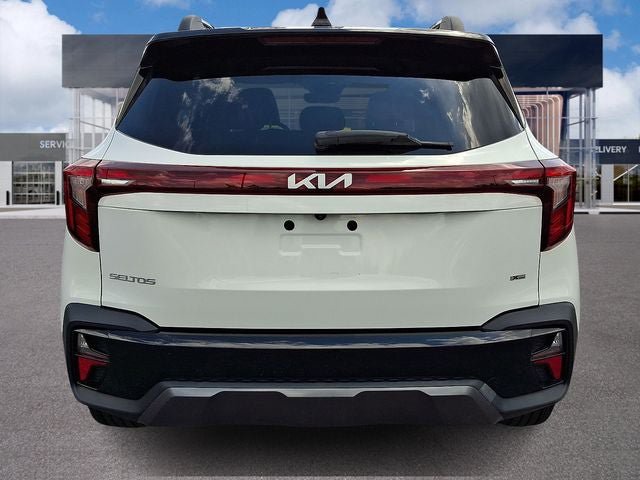 Certified 2024 Kia Seltos X-Line AWD/4WD image 5