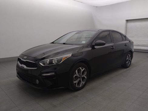 Used 2021 Kia Forte LXS FWD image 2