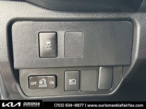 Used 2023 Toyota Tacoma SR image 18