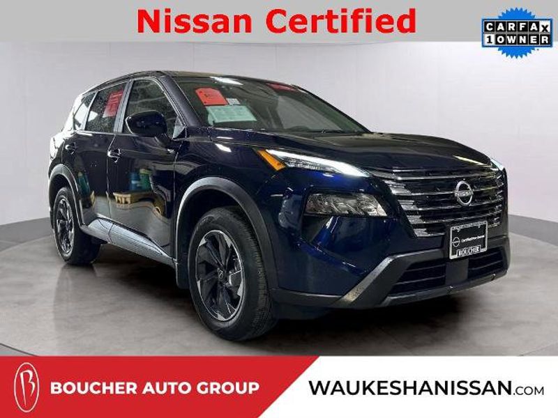 Certified 2025 Nissan Rogue SV image 1