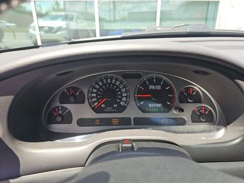 Used 2003 Ford Mustang Mach 1 RWD image 16