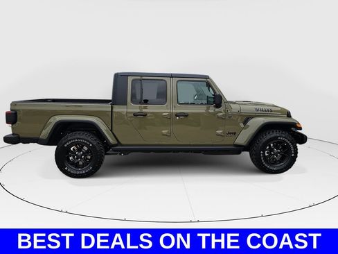 New 2026 Jeep Gladiator Sport AWD/4WD image 2