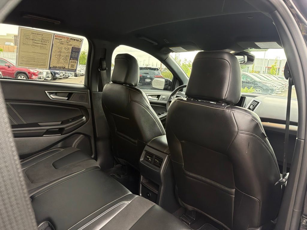 Used 2023 Ford Edge ST AWD/4WD image 16