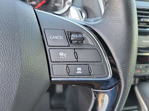 Used 2024 Mitsubishi Eclipse Cross SEL AWD/4WD image 31