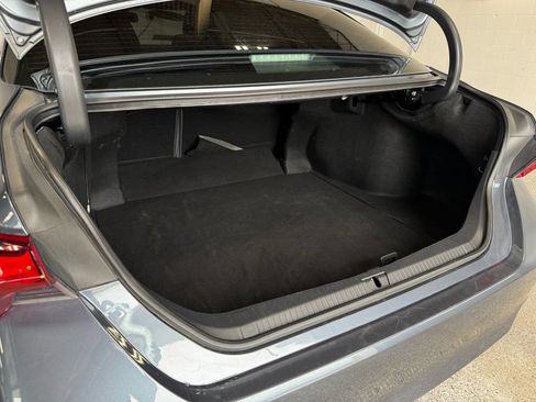Used 2019 Toyota Avalon XLE w/ Moonroof Package FWD image 24