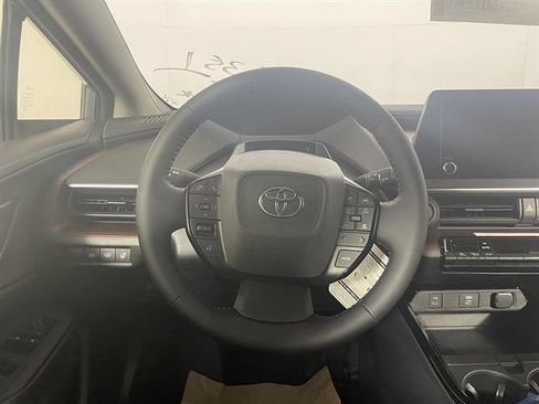 New 2026 Toyota Prius Plug-In Hybrid FWD image 13