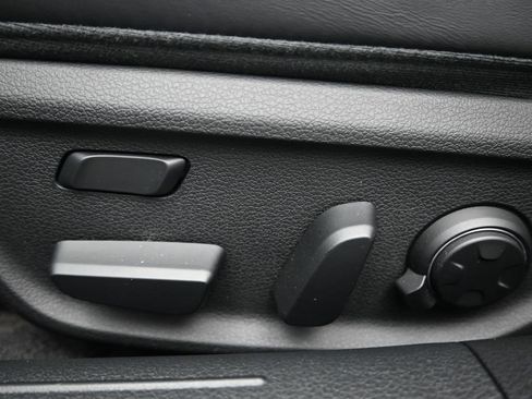 Used 2025 Genesis G70 3.3T Advanced w/ Sport Prestige Package image 10