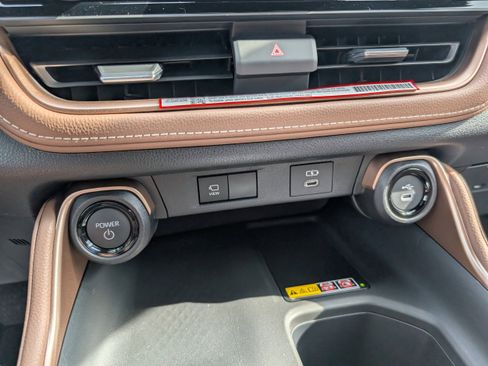 New 2026 Toyota Grand Highlander AWD Hybrid image 16