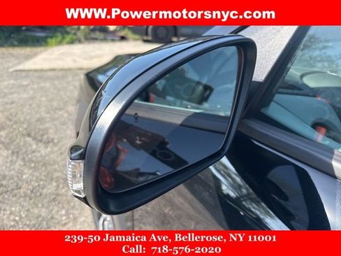 Used 2021 Hyundai Kona Limited AWD/4WD image 29