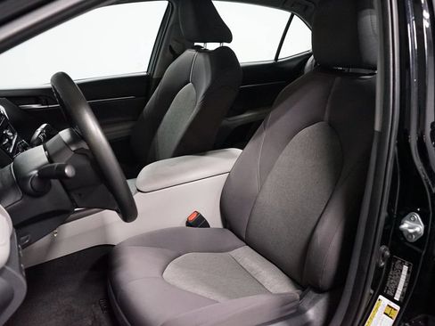 Used 2024 Toyota Camry LE FWD image 6