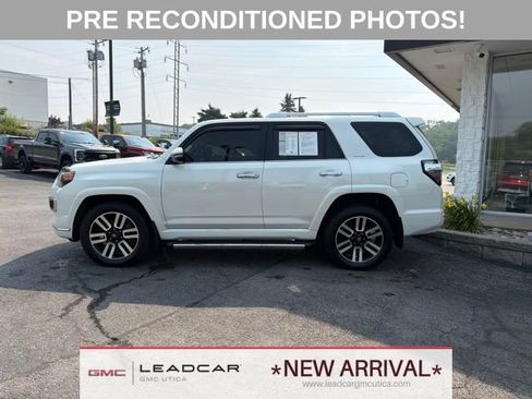 Used 2023 Toyota 4Runner Limited AWD/4WD image 2