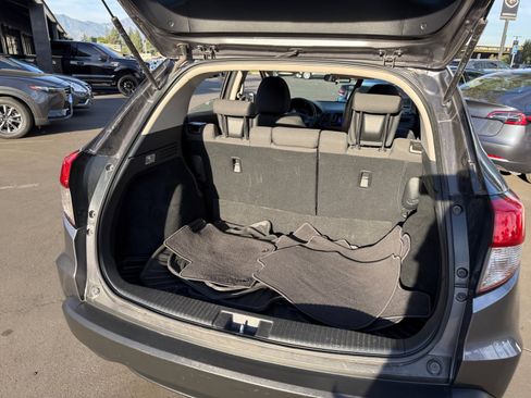 Used 2021 Honda HR-V LX image 20