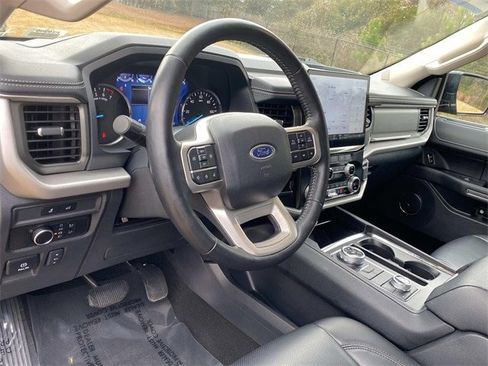 Certified 2024 Ford Expedition Max XLT image 60
