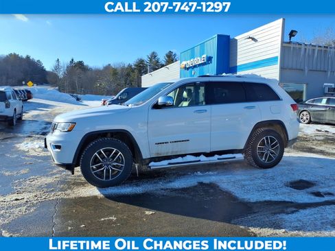 Used 2019 Jeep Grand Cherokee Limited w/ Trailer Tow Group IV image 8