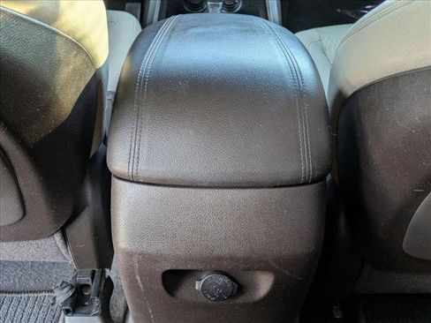 Used 2018 Hyundai Santa Fe Sport image 16