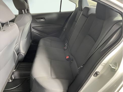 Used 2020 Toyota Corolla LE FWD image 12