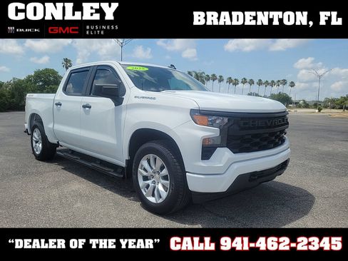 Used 2025 Chevrolet Silverado 1500 Custom AWD/4WD image 1