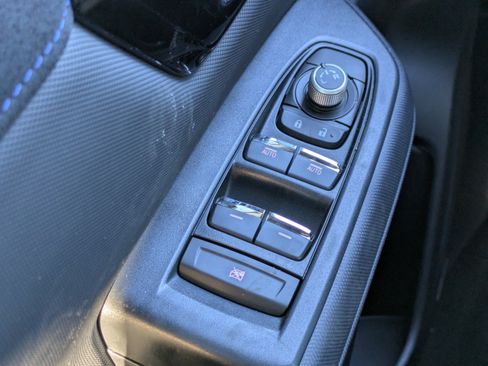Used 2025 Subaru Forester Limited AWD/4WD image 22