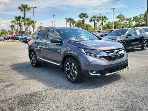 Used 2019 Honda CR-V Touring image 3
